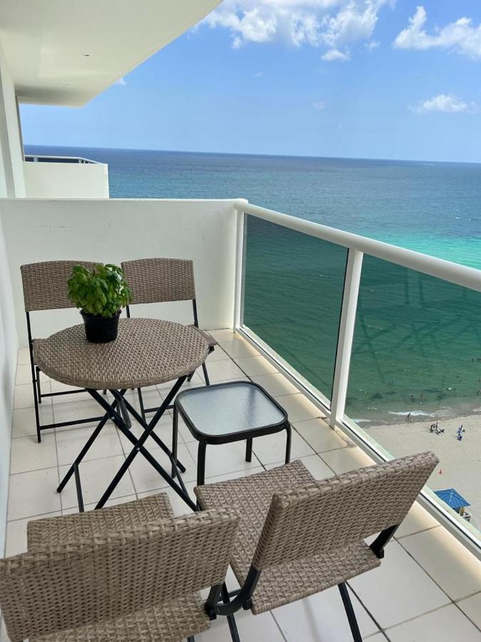 Penthouse Beach Front 1St Line, 2 Bedroom 2 Ba, New Decoration & Furnitures, Unobstructed View Of The Beautiful Atlantic, Free Parking Hollywood Zewnętrze zdjęcie