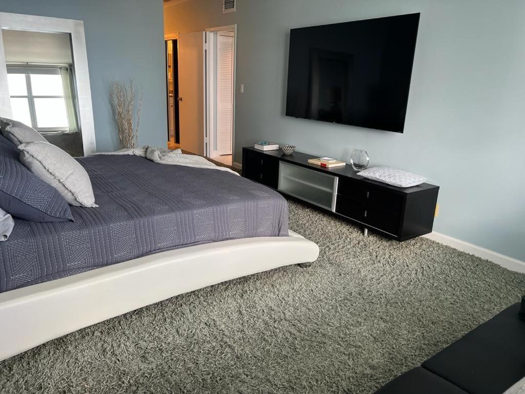 Penthouse Beach Front 1St Line, 2 Bedroom 2 Ba, New Decoration & Furnitures, Unobstructed View Of The Beautiful Atlantic, Free Parking Hollywood Zewnętrze zdjęcie