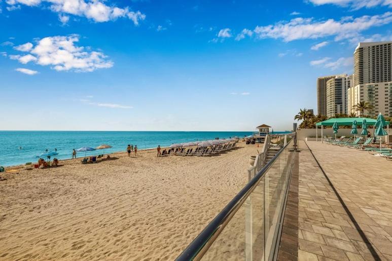 Penthouse Beach Front 1St Line, 2 Bedroom 2 Ba, New Decoration & Furnitures, Unobstructed View Of The Beautiful Atlantic, Free Parking Hollywood Zewnętrze zdjęcie